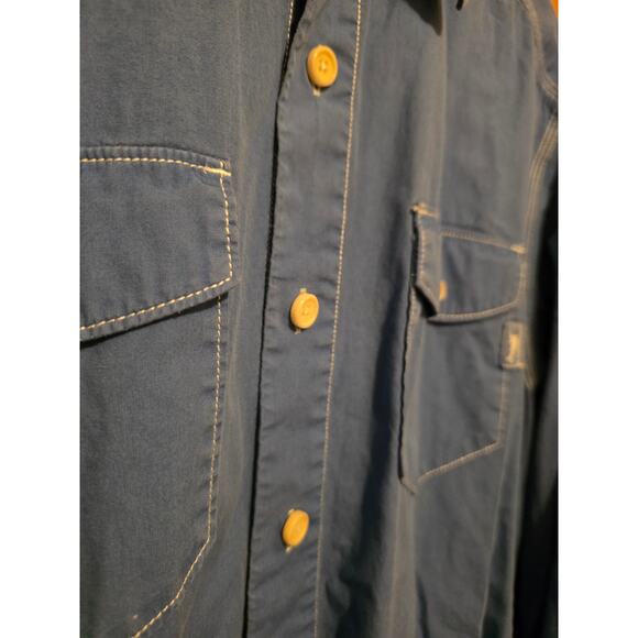 Tommy Bahama Shirt Men Sz M Blue Chambray Long Sleeve Button Up Pockets - Picture 3 of 5